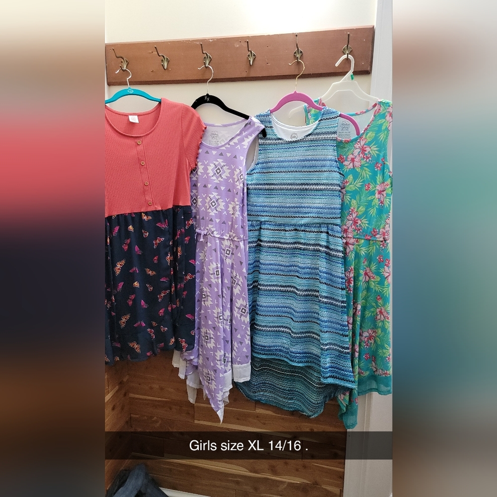 Girls dresses